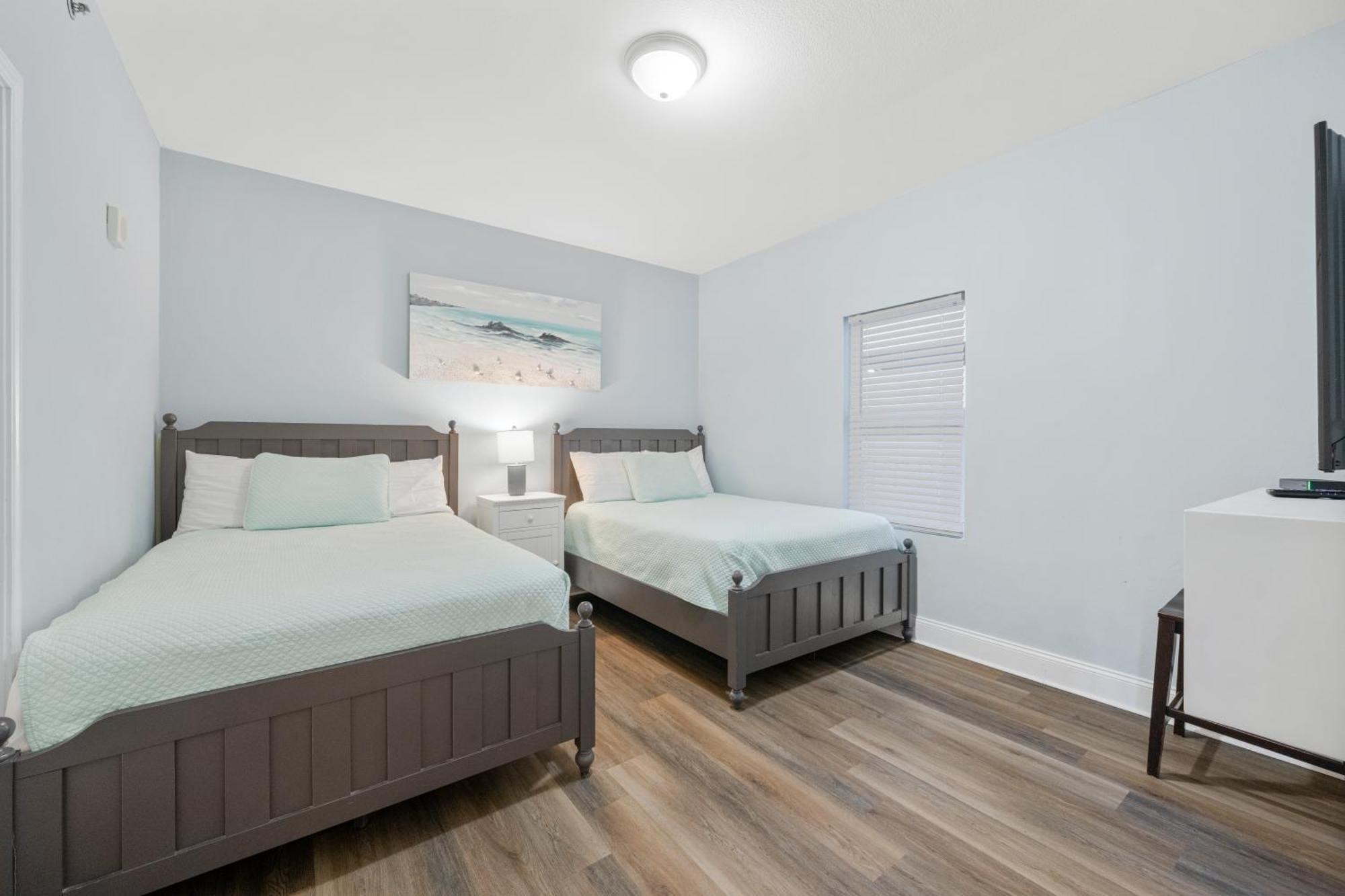 Floor 3bd Bunks Condo! Family Resort! 5 Pools! Free Chair Service! *