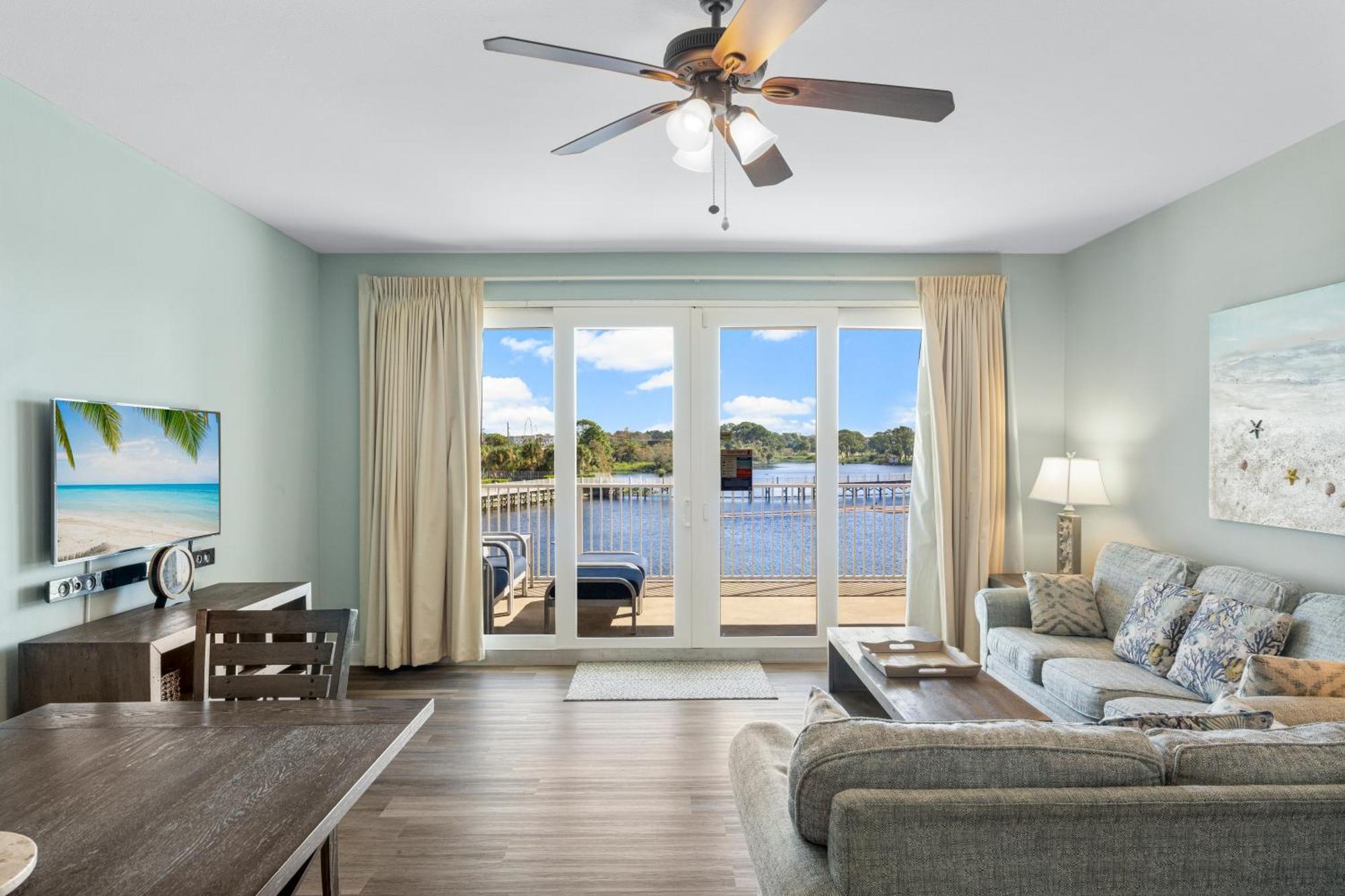 Floor 3bd Bunks Condo! Family Resort! 5 Pools! Free Chair Service! *