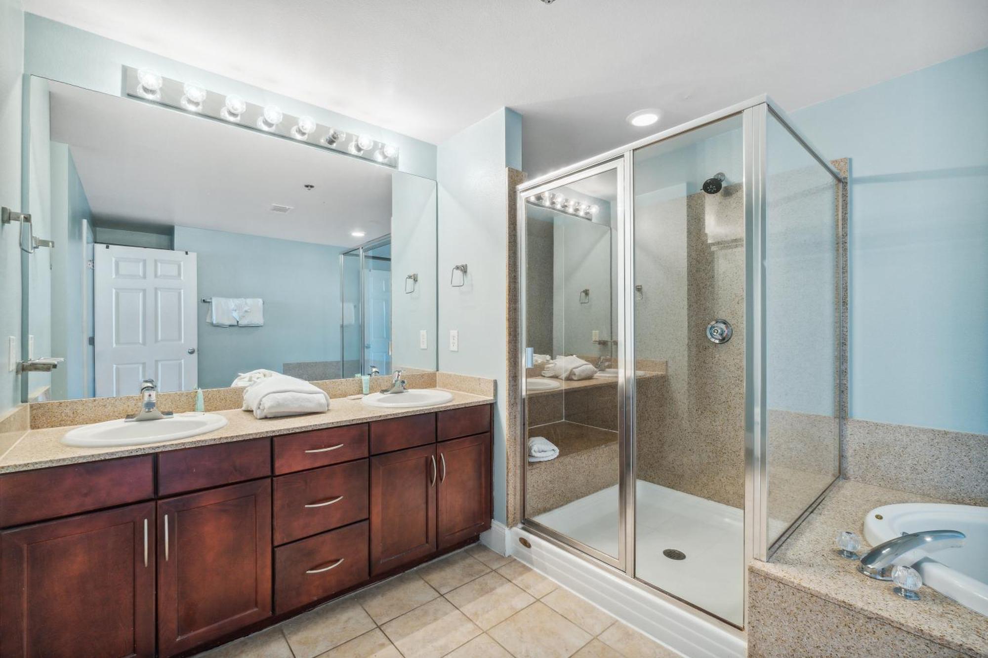 Floor 3bd Bunks Condo! Family Resort! 5 Pools! Free Chair Service! Panama City Beach