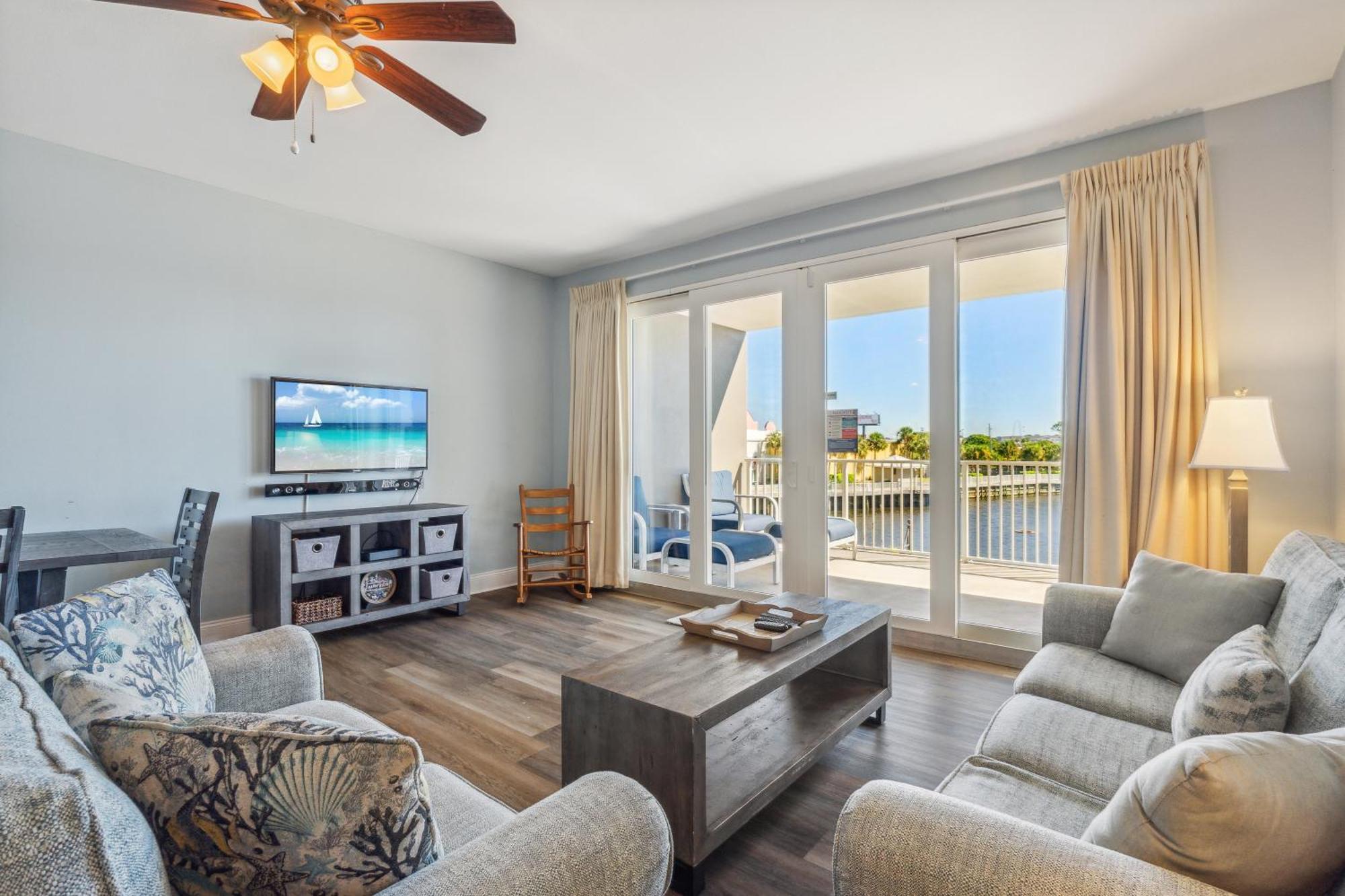 Floor 3bd Bunks Condo! Family Resort! 5 Pools! Free Chair Service! * Panama City Beach