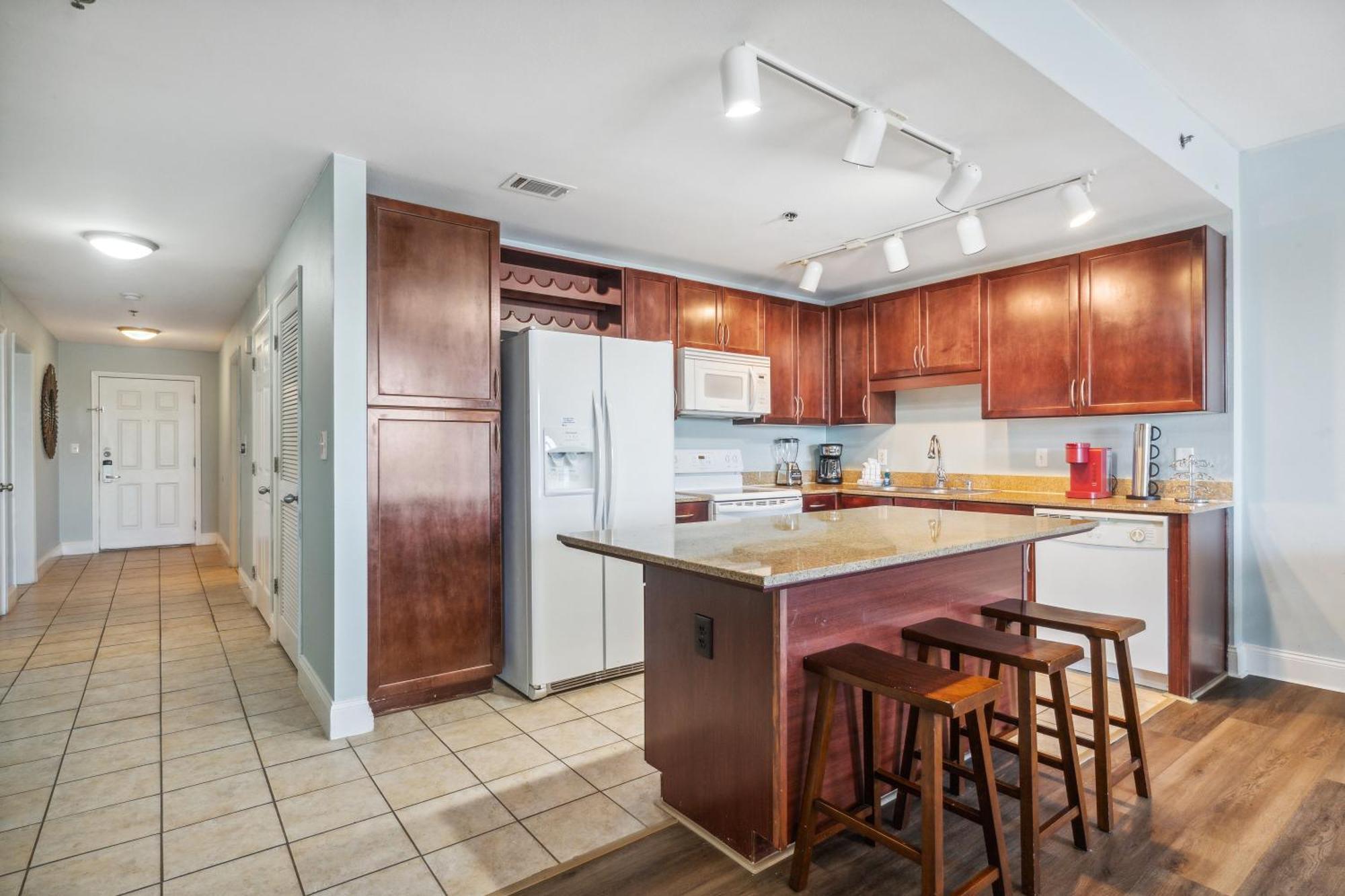 Floor 3bd Bunks Condo! Family Resort! 5 Pools! Free Chair Service! Apartment