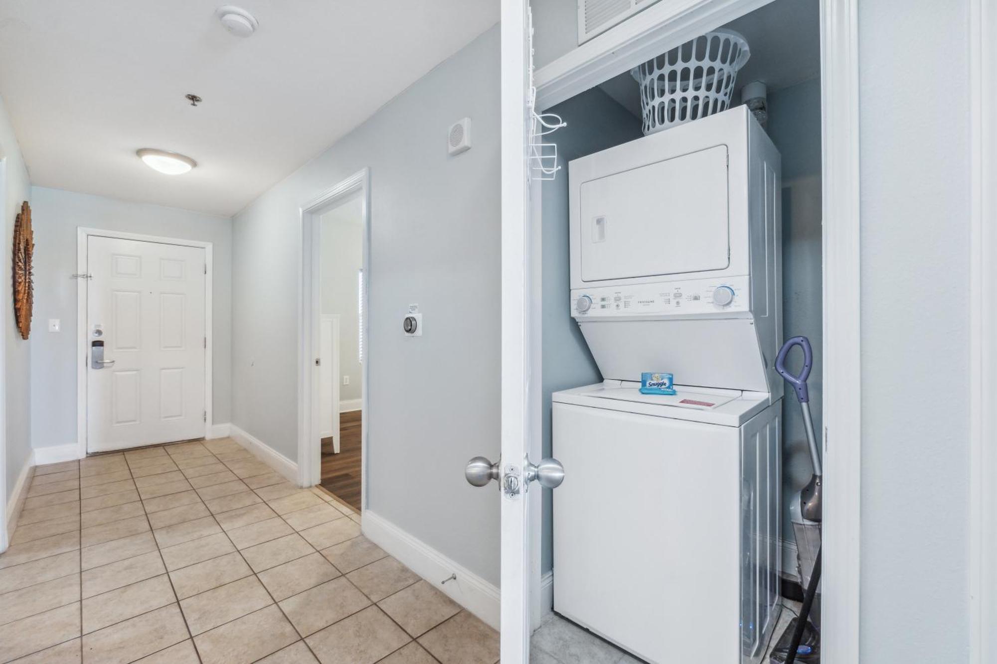 Floor 3bd Bunks Condo! Family Resort! 5 Pools! Free Chair Service! Panama City Beach
