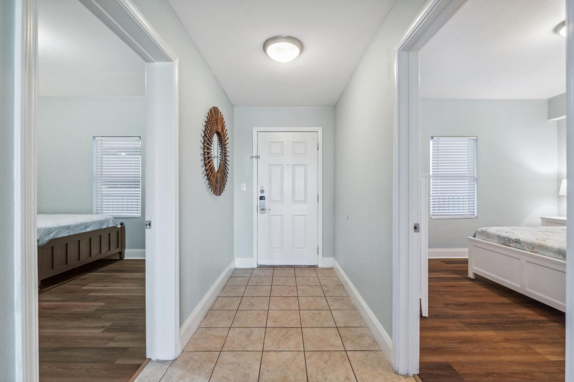 Floor 3bd Bunks Condo! Family Resort! 5 Pools! Free Chair Service! * Panama City Beach