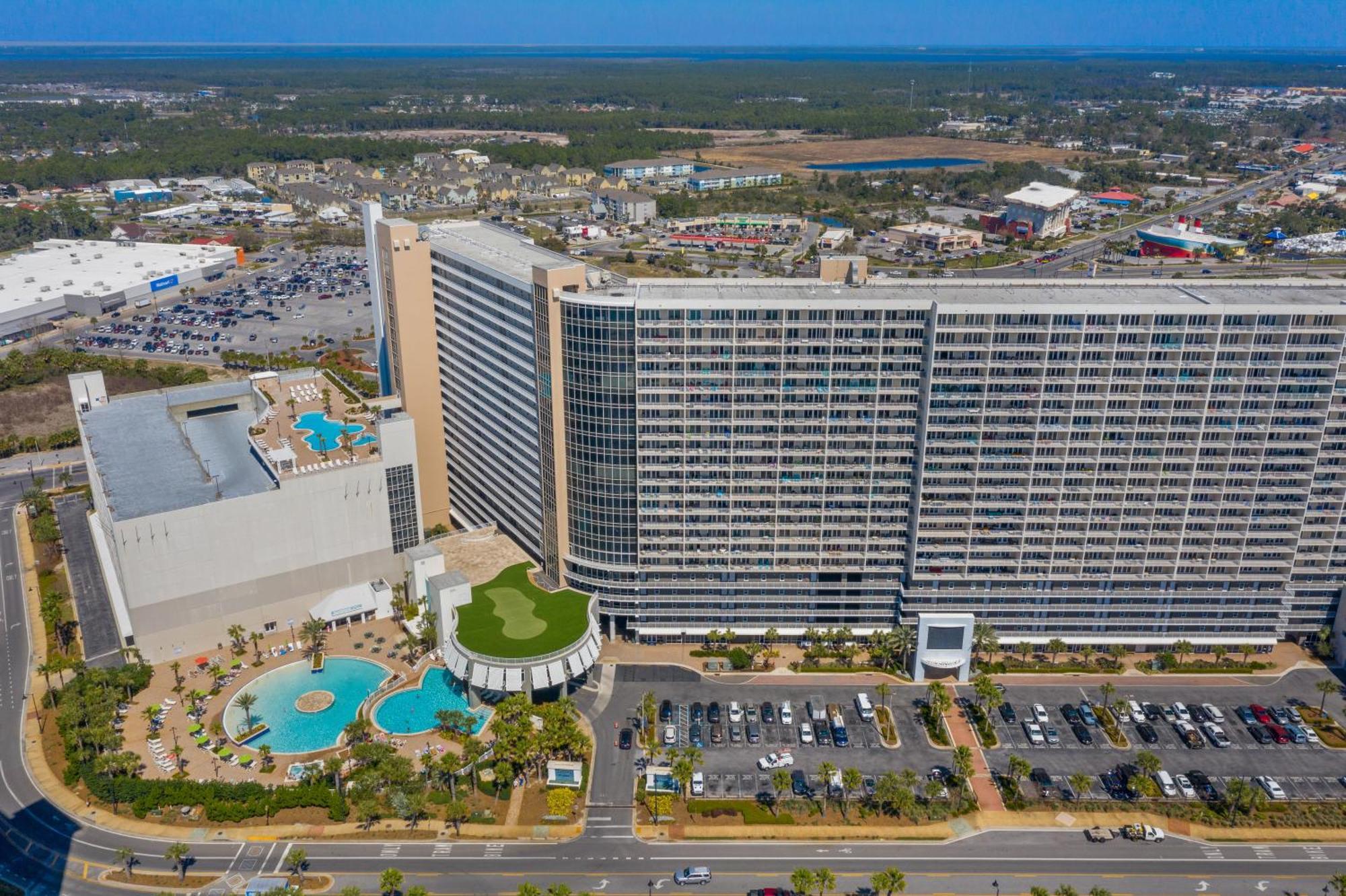 Apartment Floor 3bd Bunks Condo! Family Resort! 5 Pools! Free Chair Service! *
